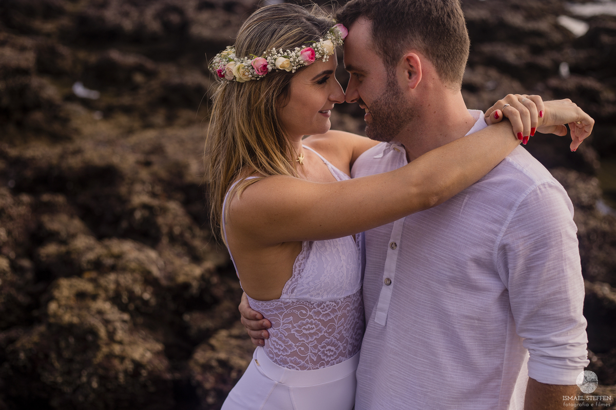 casal na praia, ensaio de casal, pre casamento, pre wedding, Ismael Steffen fotografia