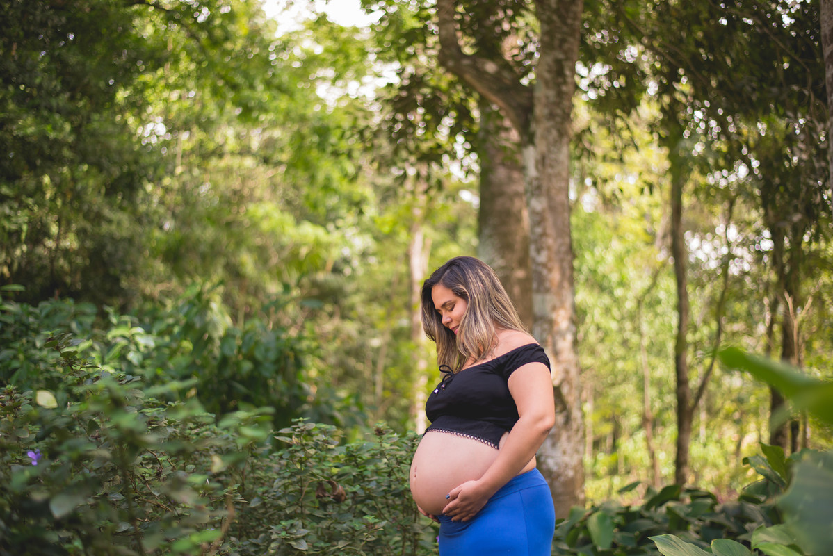 gestante fotografando no jardim botânico rio de janeiro
