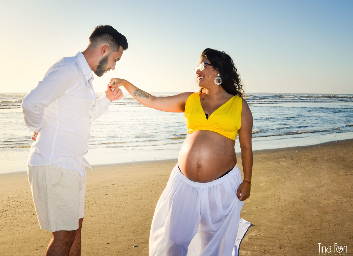 tina fon fotografia_gestante_fotos_praia_beira_mar_torres 