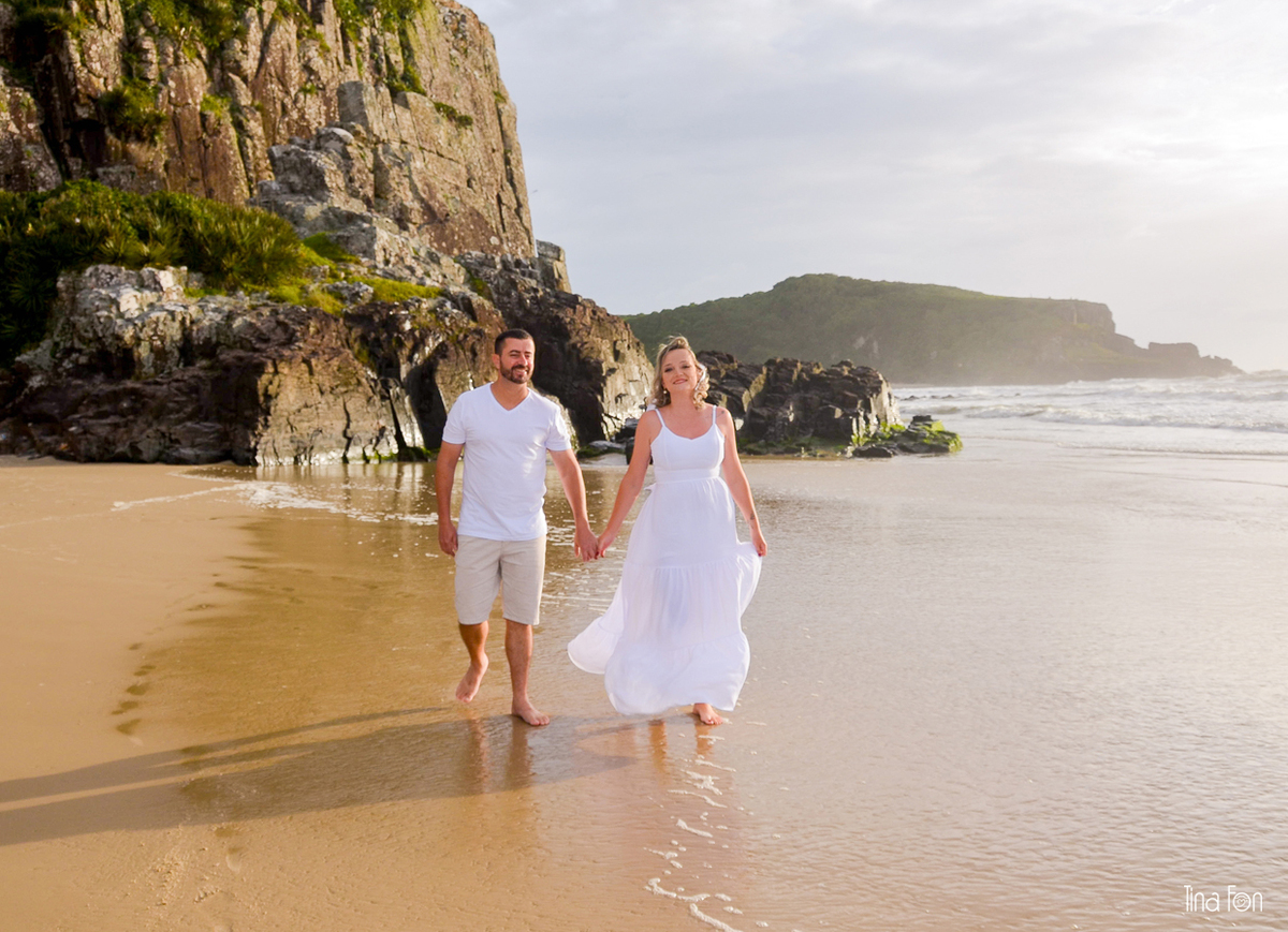 tina fon fotografia+ensaio casal+na+praia+de+torres+book+