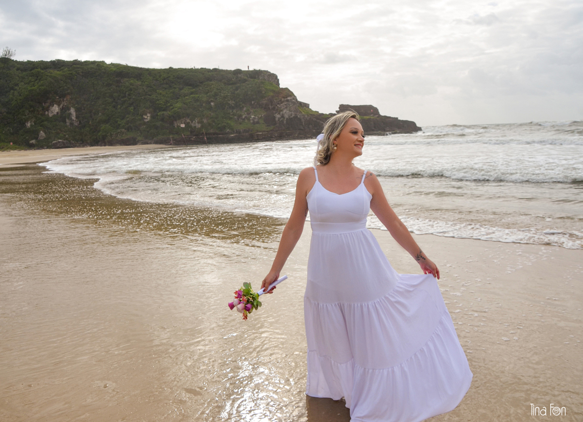 tina fon fotografia+ensaio casal+na+praia+de+torres+book+