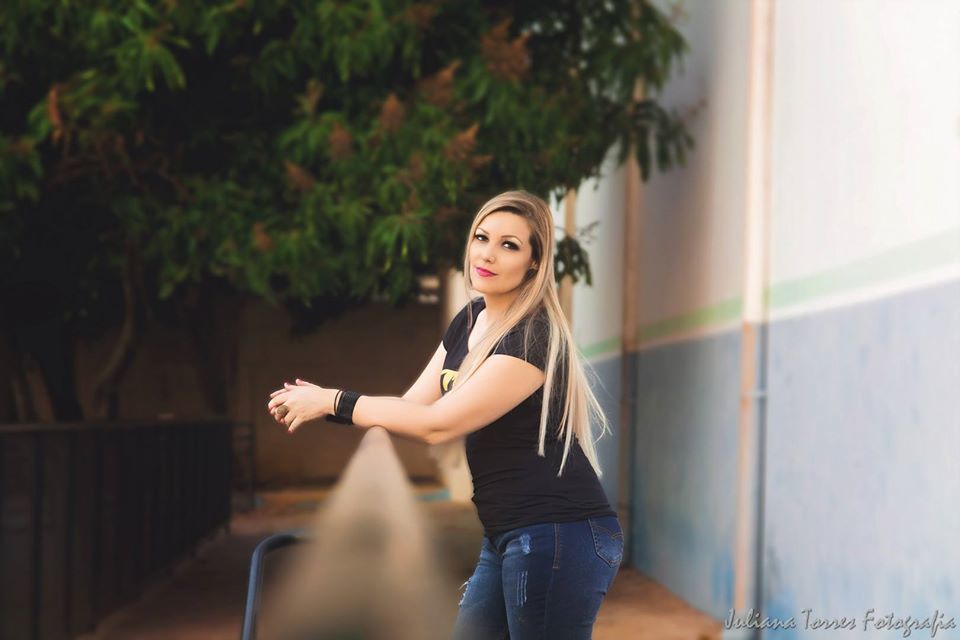 Ensaio-fotográfico-estúdio-book-fotografia-São-Carlos-SP-Juliana-Torres-Figurinos-fotografa