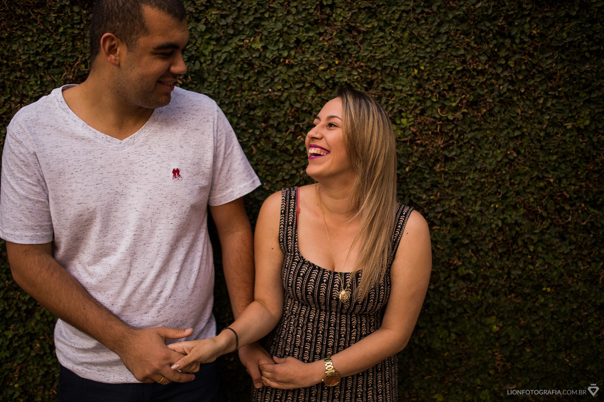 pre casmento em sao roque posto ipiranga posto castro sessão fotografica de casal posto castrp