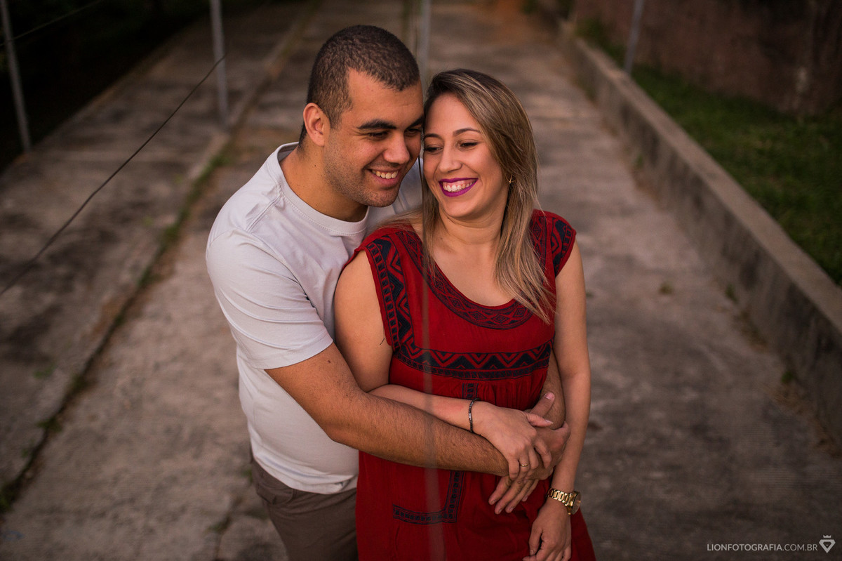 pre casmento em sao roque posto ipiranga posto castro sessão fotografica de casal posto castrp