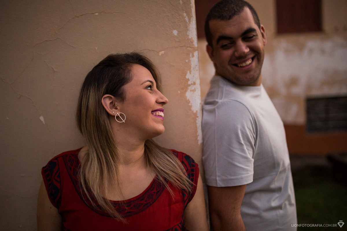 pre casmento em sao roque posto ipiranga posto castro sessão fotografica de casal posto castrp