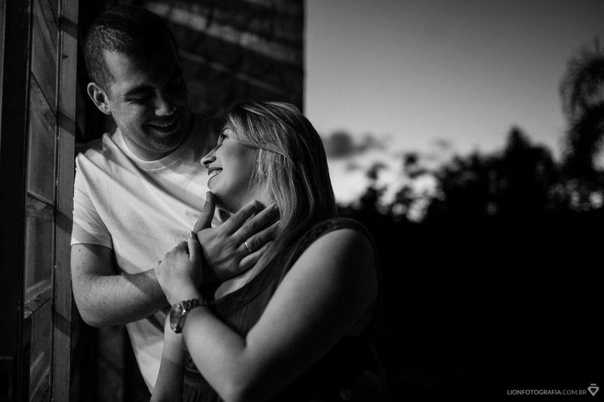 pre casmento em sao roque posto ipiranga posto castro sessão fotografica de casal posto castrp