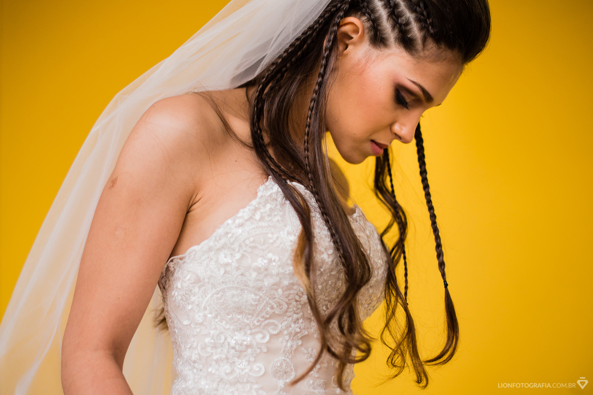 penteado da noiva inspirado na personagem Lagertha do seriado Vikings