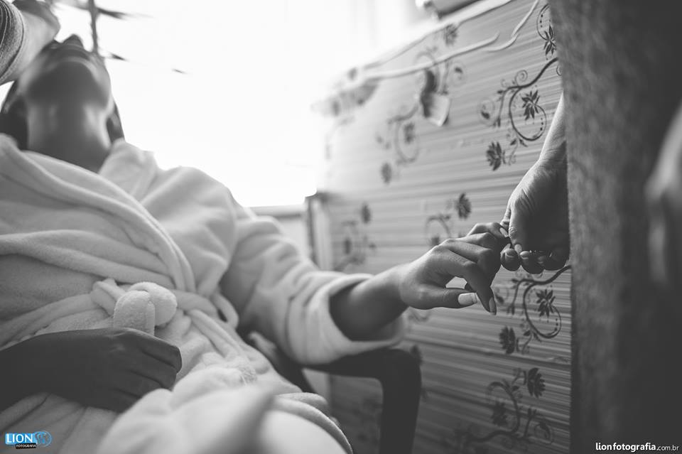 #lionfotografia #cadillac #esession #wedding #bride #bridedress #weddingphotographer #wedding