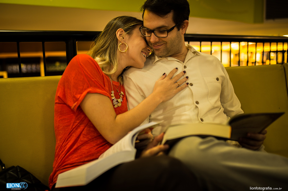 prewedding, alphaville, ensaio, saraiva, santana de parnaiba, tambore, fotografia, lion, fotografo, livraria, shopping, fotos de casal, casamento