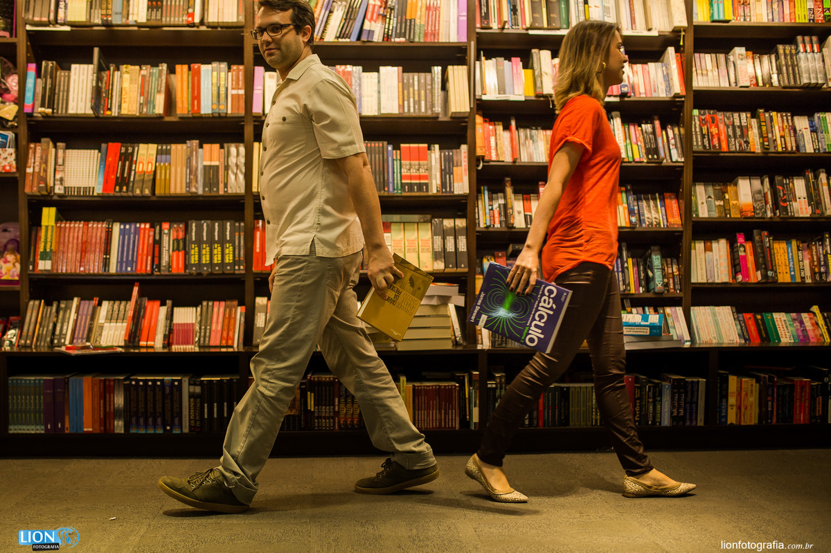 prewedding, alphaville, ensaio, saraiva, santana de parnaiba, tambore, fotografia, lion, fotografo, livraria, shopping, fotos de casal, casamento