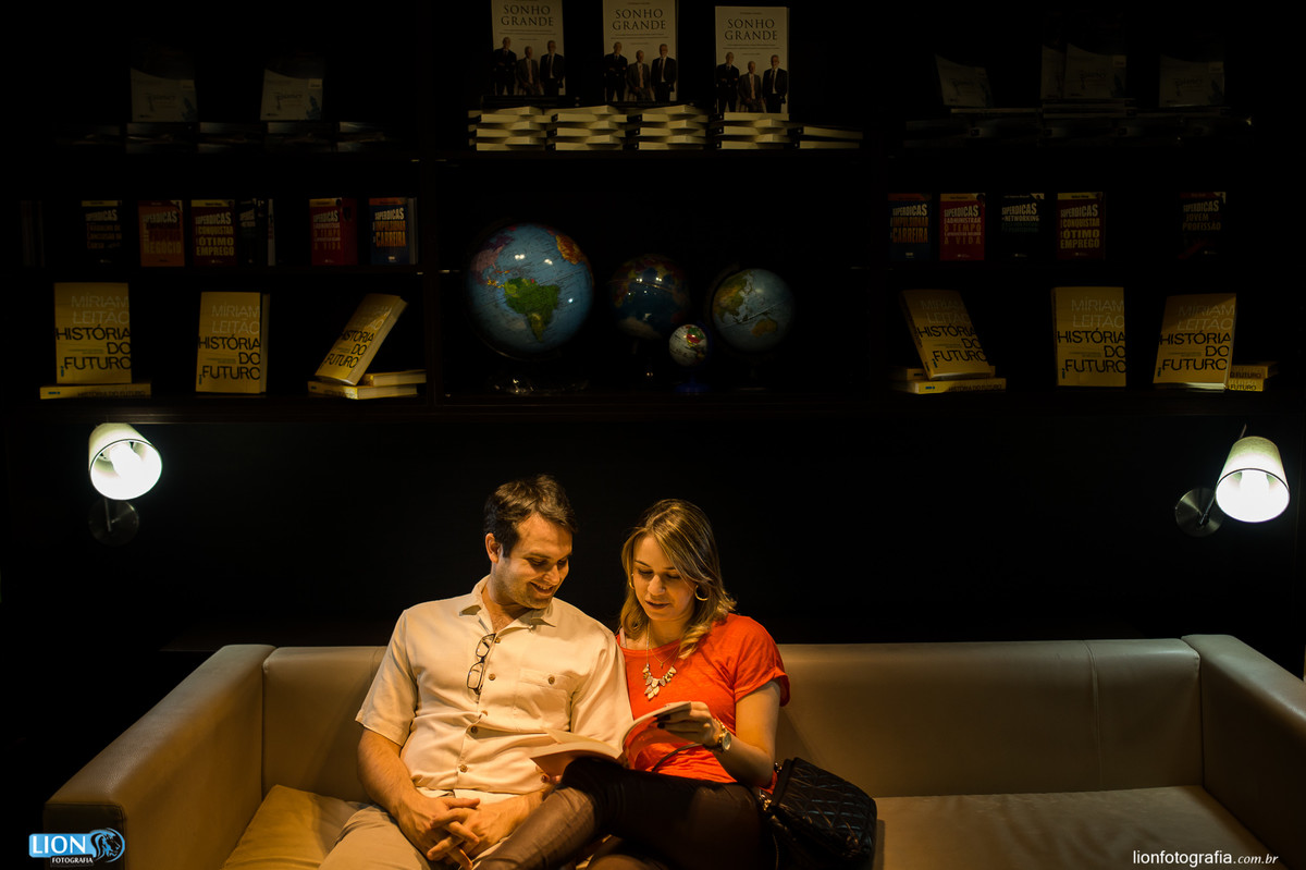 prewedding, alphaville, ensaio, saraiva, santana de parnaiba, tambore, fotografia, lion, fotografo, livraria, shopping, fotos de casal, casamento