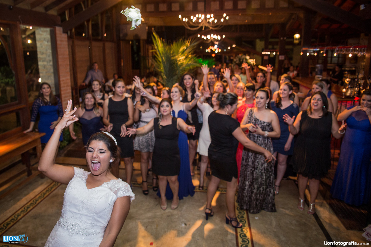 makingof, bride, noiva, casamento, noivo, lion fotografia, wedding, são roque, groon, fotografo, igreja, festa, decoração,