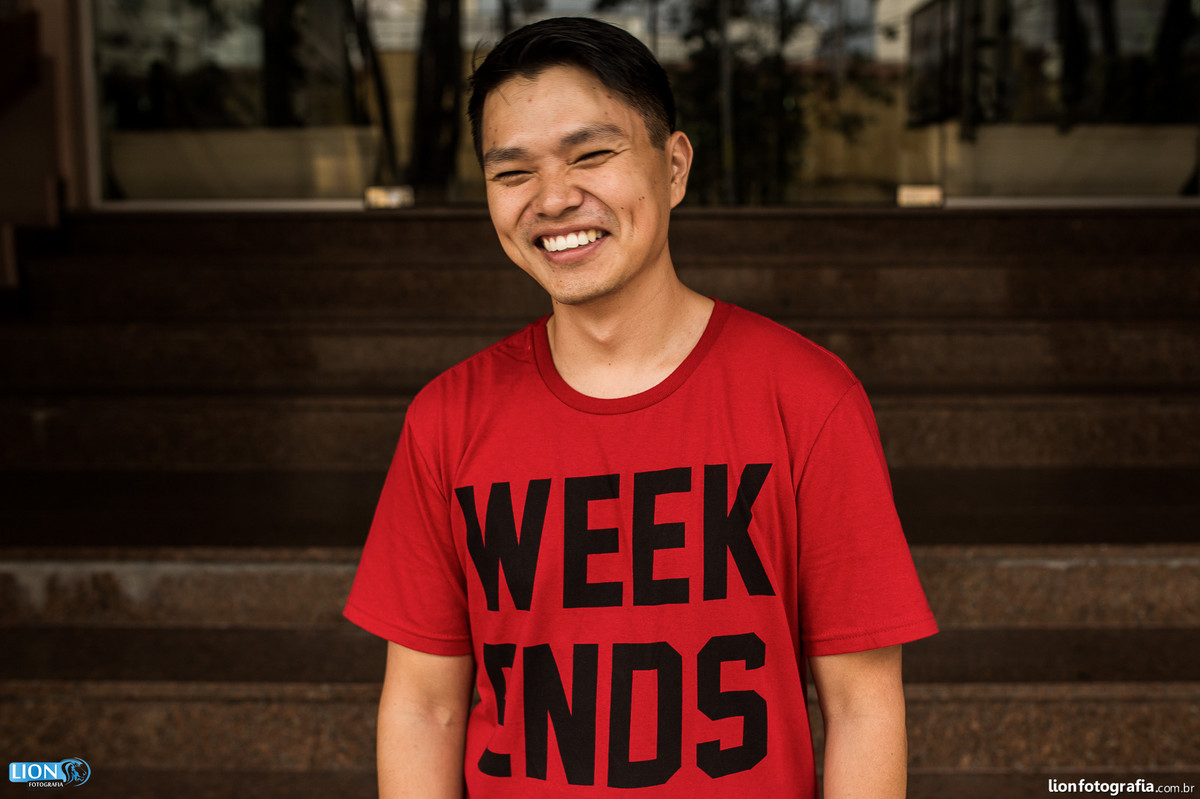 prewedding casamento dog pet são roque brasital lion fotografia ensaio sessão de fotos book esession casal noiva noivo natureza poodle cão pré-casamento