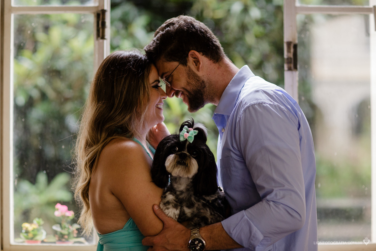 prewedding são roque centro teresiano de espiritualidade na cidade de são roque casamento fotos no campo fotógrafo guilherme lion fotografia 