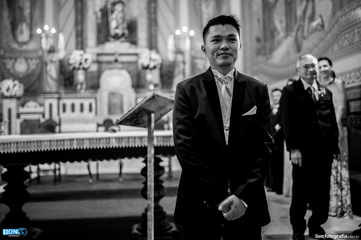 casamento são roque lion fotografia bride noiva noivo wedding makingof tia lina matriz igreja fotografo casal banda harmonia eduardo oliveira dj vinho mairinque vestido gravata