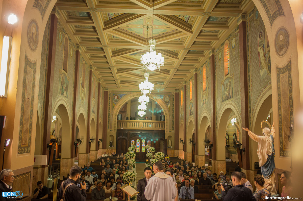 casamento são roque lion fotografia bride noiva noivo wedding makingof tia lina matriz igreja fotografo casal banda harmonia eduardo oliveira dj vinho mairinque vestido gravata