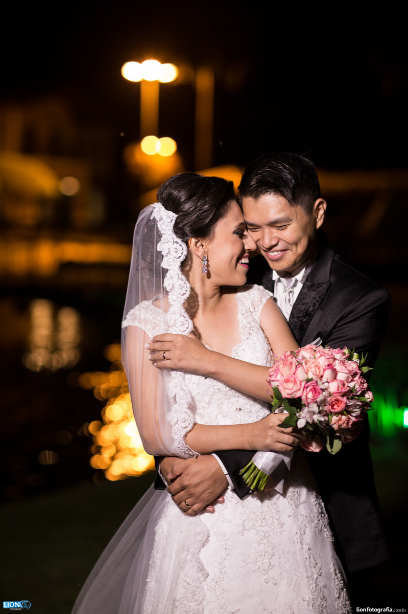 casamento são roque lion fotografia bride noiva noivo wedding makingof tia lina matriz igreja fotografo casal banda harmonia eduardo oliveira dj vinho mairinque vestido gravata