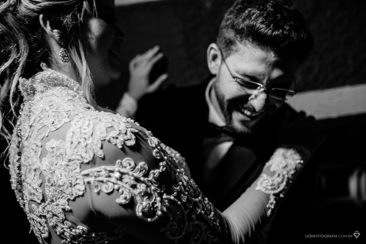 sessão de fotos com o casal centro teresiano de espiritualidade em são roque - sp