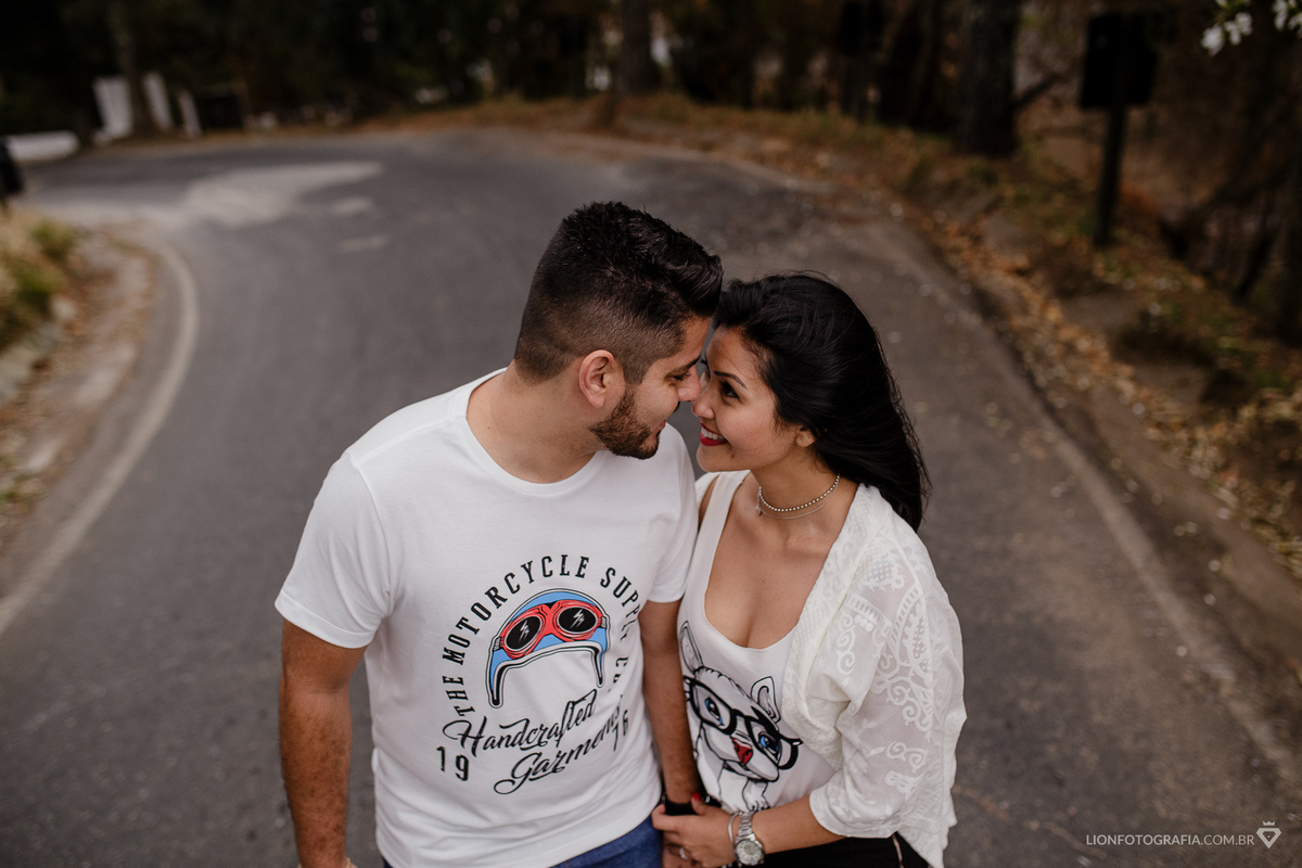 Moto custom honda harley davidson são roque estrada do vinho sessão de fotos casamento lion fotografia