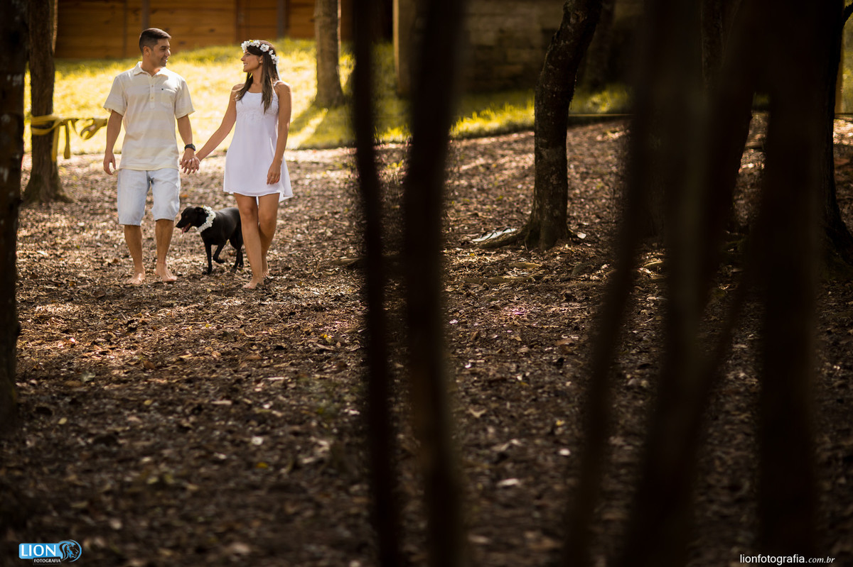 pré-wedding casal ensaio fotografo lion fotografia ibiuna cahorro dog pet animal