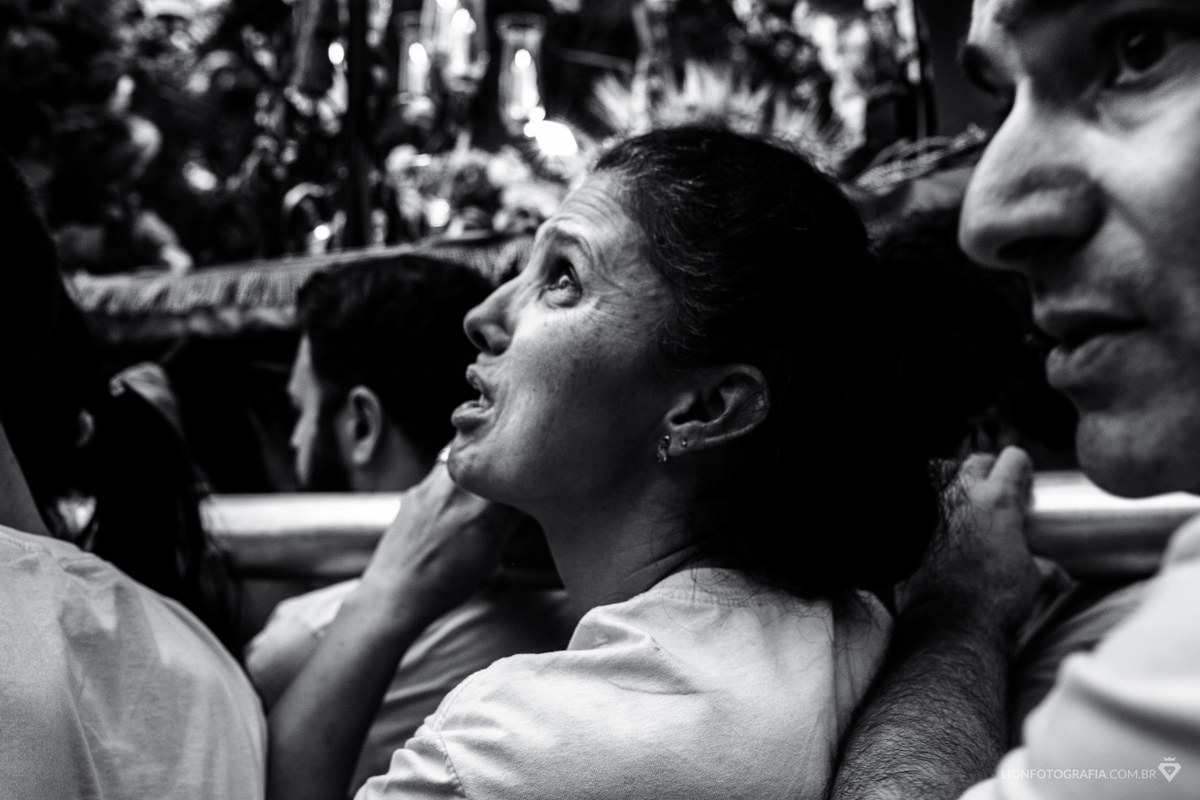 16 de agosto em São Roque Procissão Carros de lenha tradição estância turistica