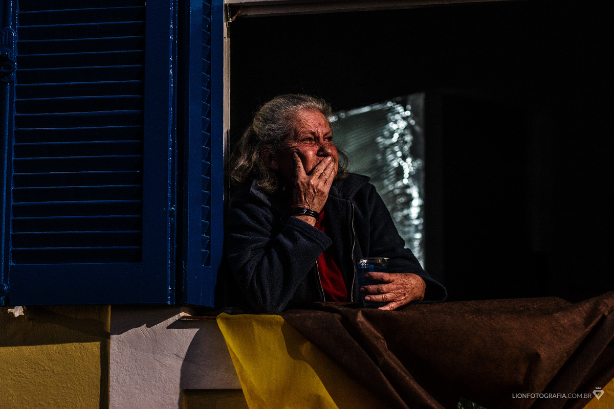 16 de agosto em São Roque Procissão Carros de lenha tradição estância turistica