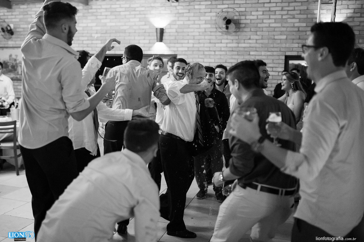 wedding day, casamento, igreja. sao roque, festa, brinde