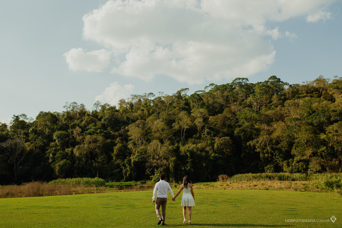 Pontos turísticos de são roque capela de santo antonio estação de trem museu ensaio fotográfico