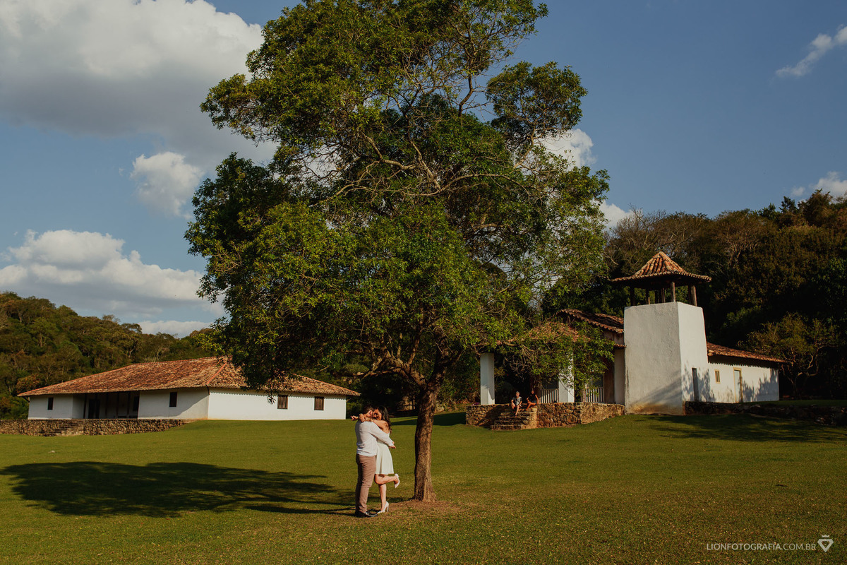 Pontos turísticos de são roque capela de santo antonio estação de trem museu ensaio fotográfico