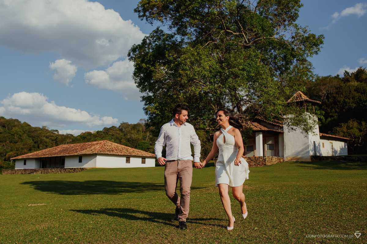 Pontos turísticos de são roque capela de santo antonio estação de trem museu ensaio fotográfico