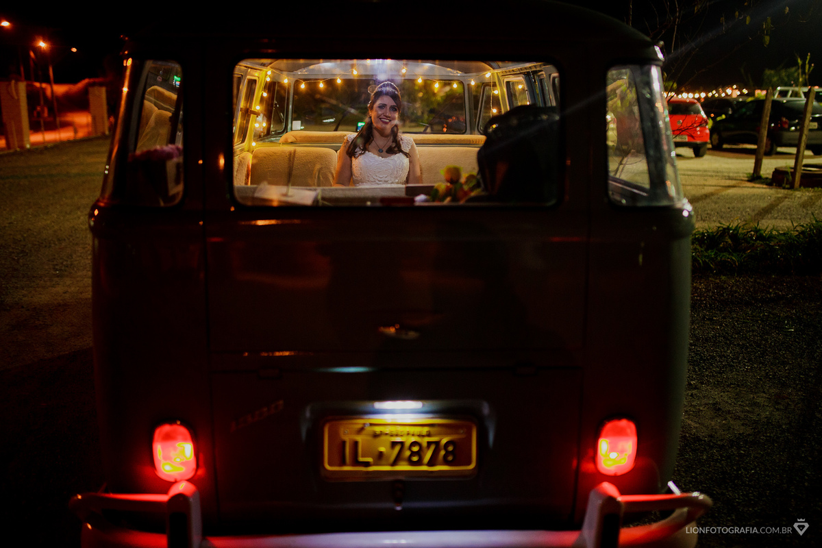 Casamento com tema Star Wars - casamento no campo - lion fotografia - fotografo de casamento em sao roque - estrada do vinho - kombi casamenteira - casamento