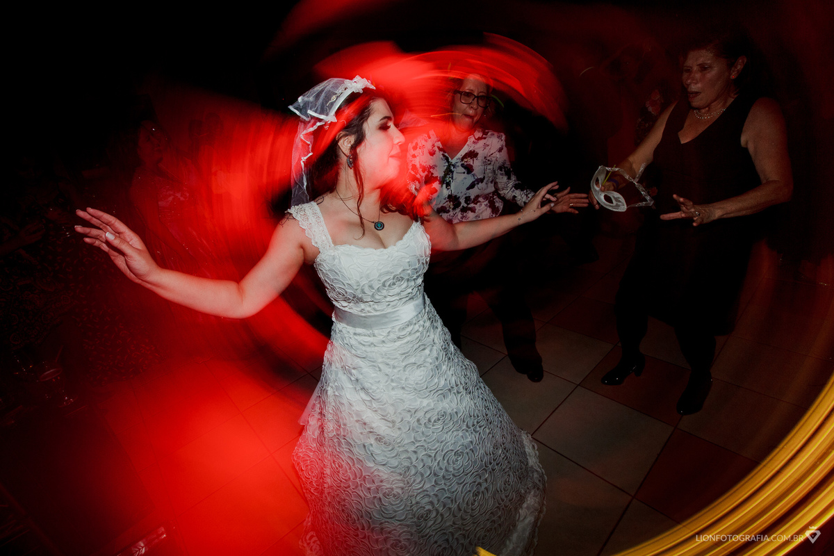 Casamento com tema Star Wars - casamento no campo - lion fotografia - fotografo de casamento em sao roque - estrada do vinho - kombi casamenteira - casamento