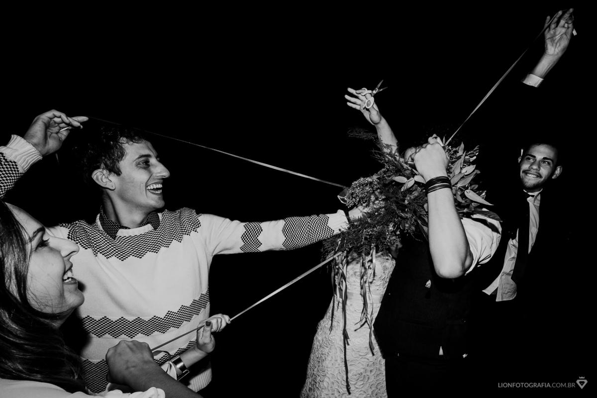 Casamento com tema Star Wars - casamento no campo - lion fotografia - fotografo de casamento em sao roque - estrada do vinho - kombi casamenteira - casamento