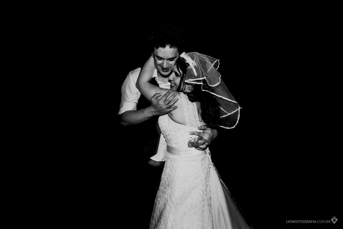 Casamento com tema Star Wars - casamento no campo - lion fotografia - fotografo de casamento em sao roque - estrada do vinho - kombi casamenteira - casamento