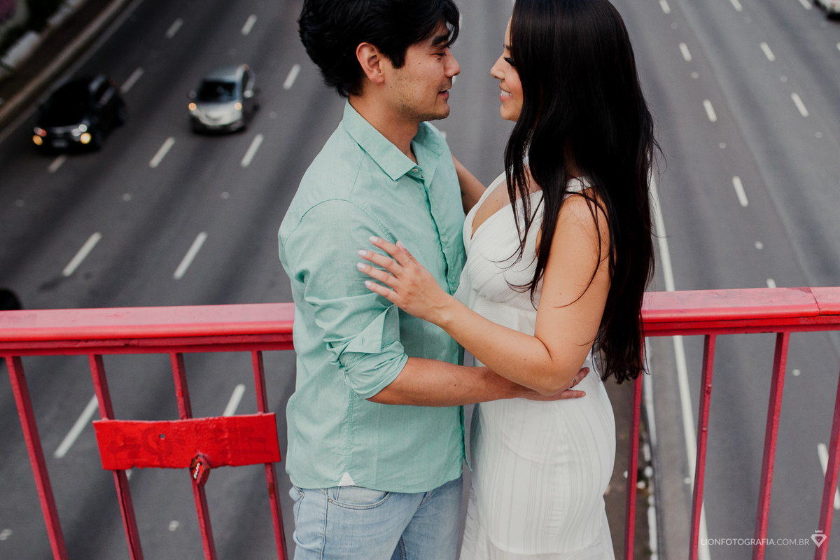 ensaio de casal pre wedding avenida paulista são paulo são roque estrada do vinho lion fotografia casamento