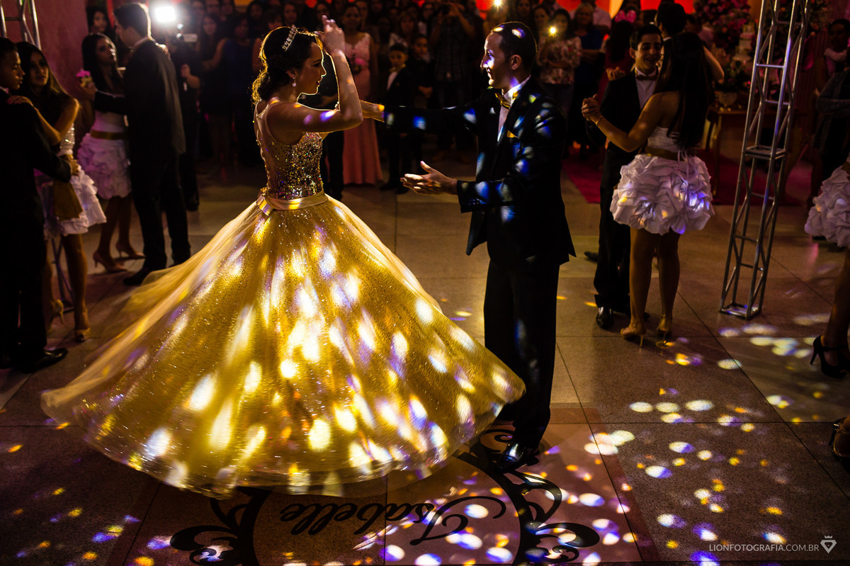 tradicional valsa de debutante