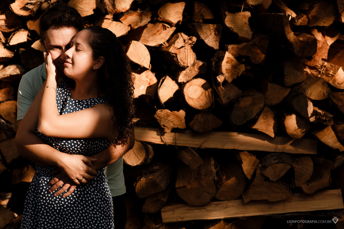 lenha arvores ensaio de casal prewedding são roque fazenda sitio