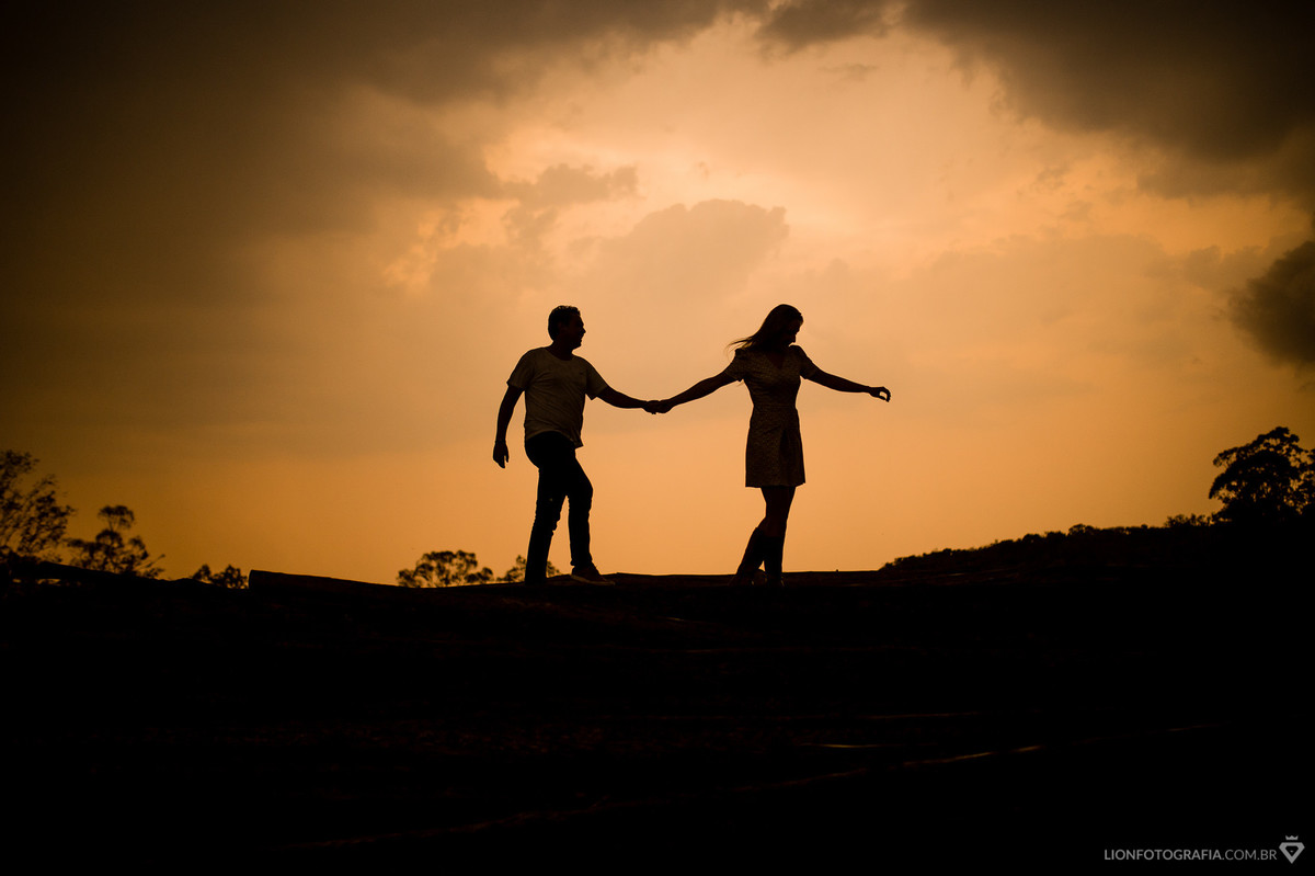 prewedding sorocaba casal sessão de fotos Araçoiaba arvores outono session day casamento lion fotografia