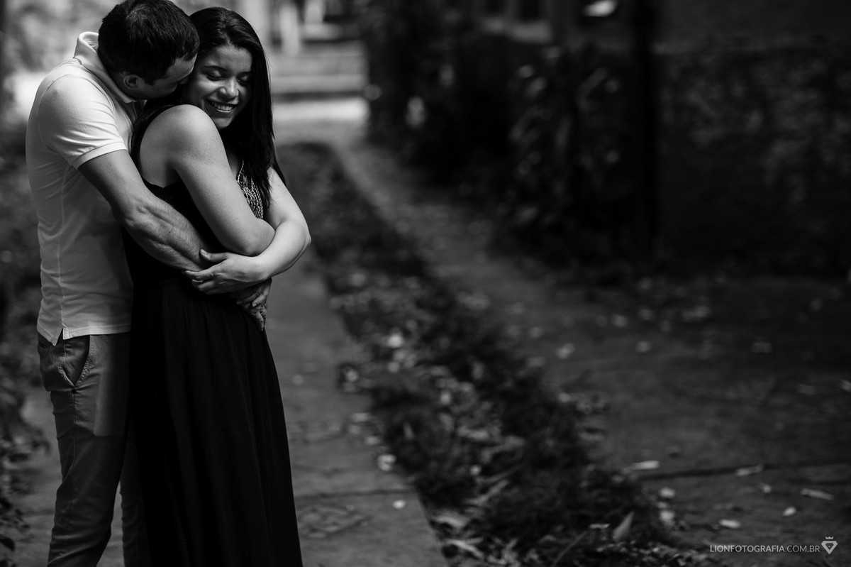 Eles namoravam e gostavam muito desde lugar