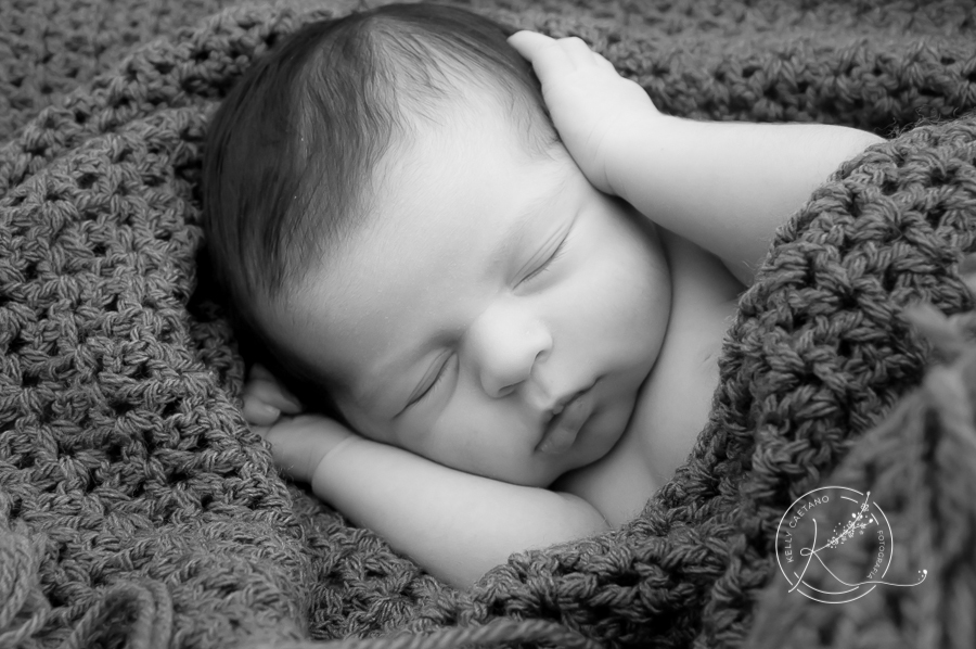 newborn preto e branco