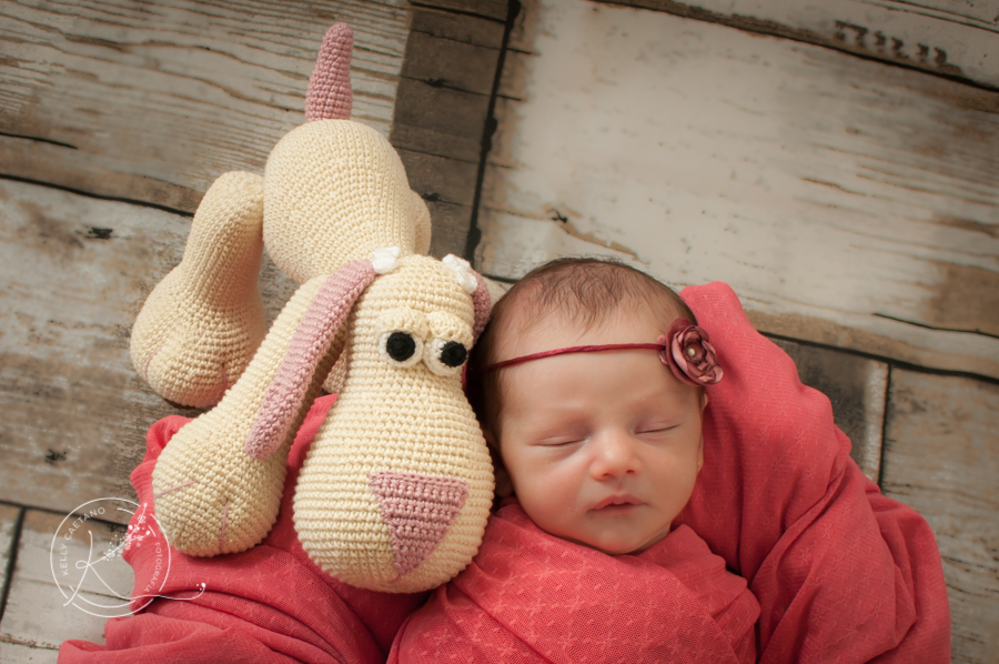 Recém nascido com amigurumi