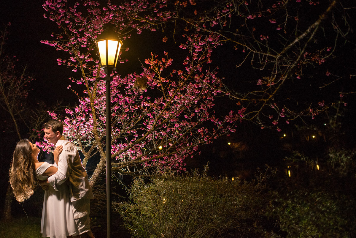 esession-ensaiodenamoro-precasamento-savethedate-barquinho-ensaioromantico-noiva-bride-marcosemarifotografias-casamento-lapisdenoiva-pordosol-ensaiovintage