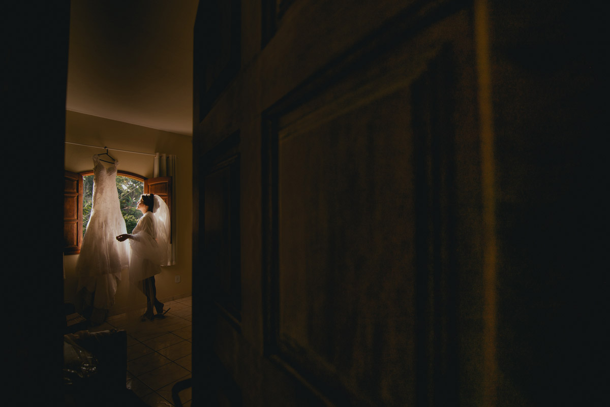 casamento-decoração-casamentoaoarlivre-casamentonocampo-sitiononalu-casamentoromantico-pordosol-noiva-bride-wedding-marcosemarifotografias