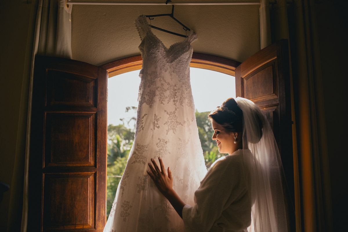 casamento-decoração-casamentoaoarlivre-casamentonocampo-sitiononalu-casamentoromantico-pordosol-noiva-bride-wedding-marcosemarifotografias