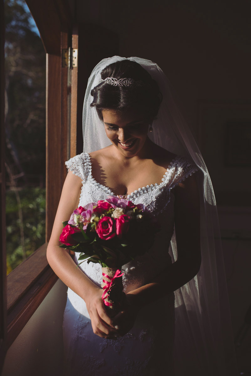 casamento-decoração-casamentoaoarlivre-casamentonocampo-sitiononalu-casamentoromantico-pordosol-noiva-bride-wedding-marcosemarifotografias