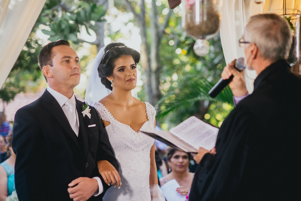 casamento-decoração-casamentoaoarlivre-casamentonocampo-sitiononalu-casamentoromantico-pordosol-noiva-bride-wedding-marcosemarifotografias