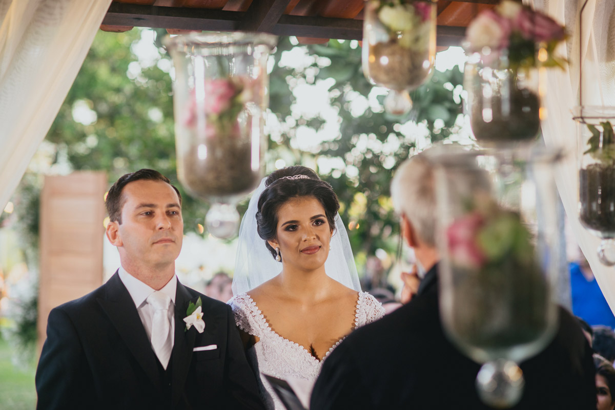 casamento-decoração-casamentoaoarlivre-casamentonocampo-sitiononalu-casamentoromantico-pordosol-noiva-bride-wedding-marcosemarifotografias