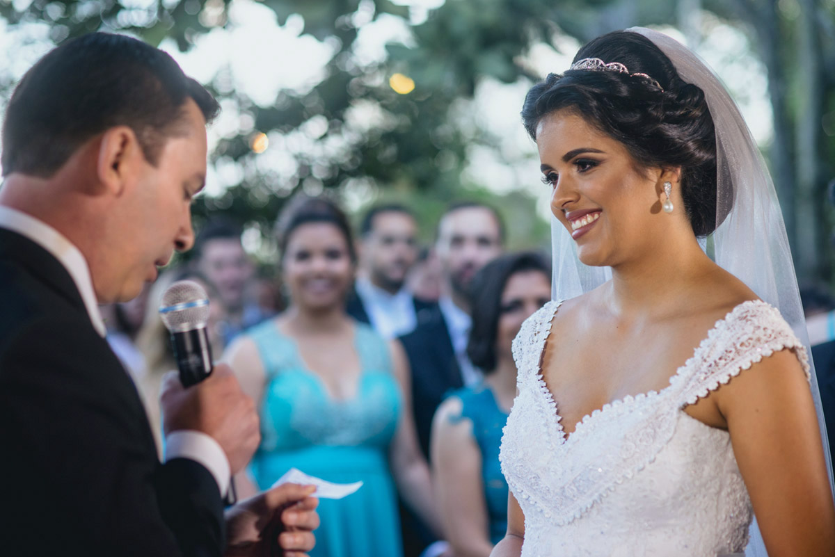 casamento-decoração-casamentoaoarlivre-casamentonocampo-sitiononalu-casamentoromantico-pordosol-noiva-bride-wedding-marcosemarifotografias
