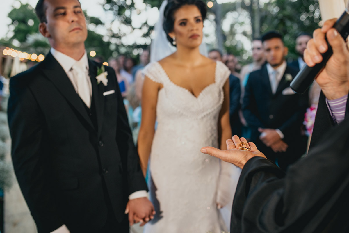 casamento-decoração-casamentoaoarlivre-casamentonocampo-sitiononalu-casamentoromantico-pordosol-noiva-bride-wedding-marcosemarifotografias