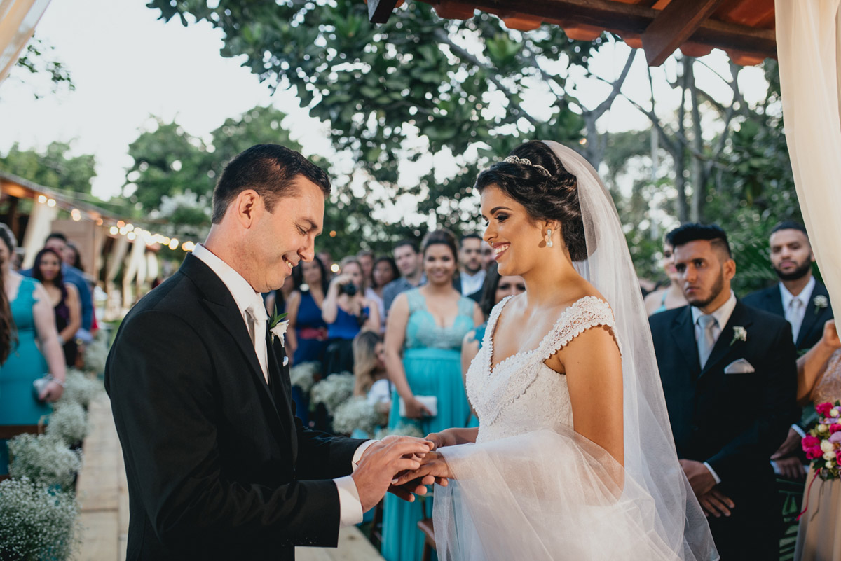 casamento-decoração-casamentoaoarlivre-casamentonocampo-sitiononalu-casamentoromantico-pordosol-noiva-bride-wedding-marcosemarifotografias